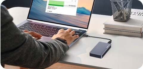 Obudowa dysku M.2 NVMe SSD 40Gb/s USB-C Thunderbolt 3/4 USB4 2280 2242 2230