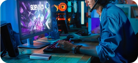 Obudowa dysku M.2 NVMe SSD 40Gb/s USB-C Thunderbolt 3/4 USB4 2280 2242 2230