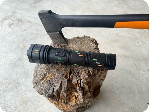 GIGANT! NAJWIĘKSZA LATARKA LED LASER DALEKOSIĘŻNA 30400mAh Power-Bank 2200m