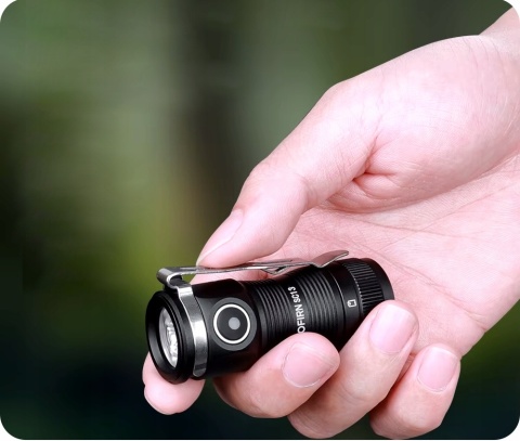 MINI MOCNA Latarka Sofirn SC13 1200lm LED SST40 + akumulator 18350 1100mAh