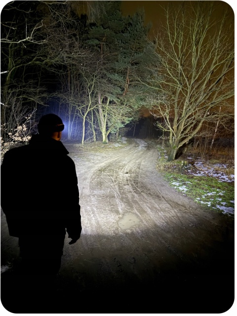 PREMIUM ! LATARKA CZOŁOWA maXvision M25L LED L2 + 2 XPE LED + aku 18650