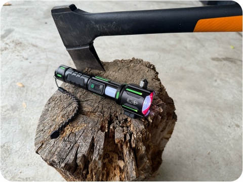 PREMIUM! LATARKA DALEKOSIĘŻNA ZOOM LED COB AKUMULATOR LCD NÓŻ MŁOTEK 1700m