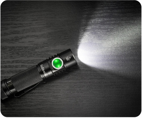 PREMIUM Latarka Sofirn SC31 PRO 2000lm LED SST40 + akumulator 18650 3000mAh