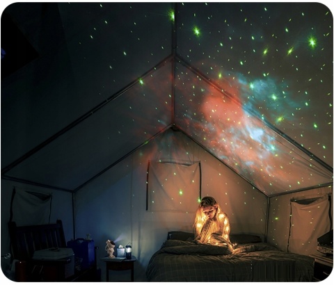 PROJEKTOR GWIAZD ASTRONAUTA LAMPKA NOCNA DLA DZIECKA KOSMOS PILOT maXvision