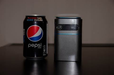 SUPER MINI PROJEKTOR DLP PRZENOŚNY AKUMULATOR ANDROID 4K