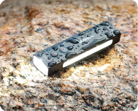 WIELOFUNKCYJNA MOCNA Latarka Laser LED RGBW Wurkkos HD01 1200lm akumulator